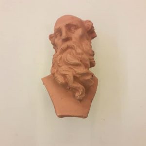 Testa in terracotta per statuine mis. cm. 30/35  Re magio europeo  Cod. F A
